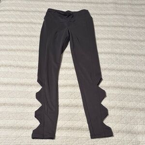 Gray Leggings with Scalloped Side Cutouts